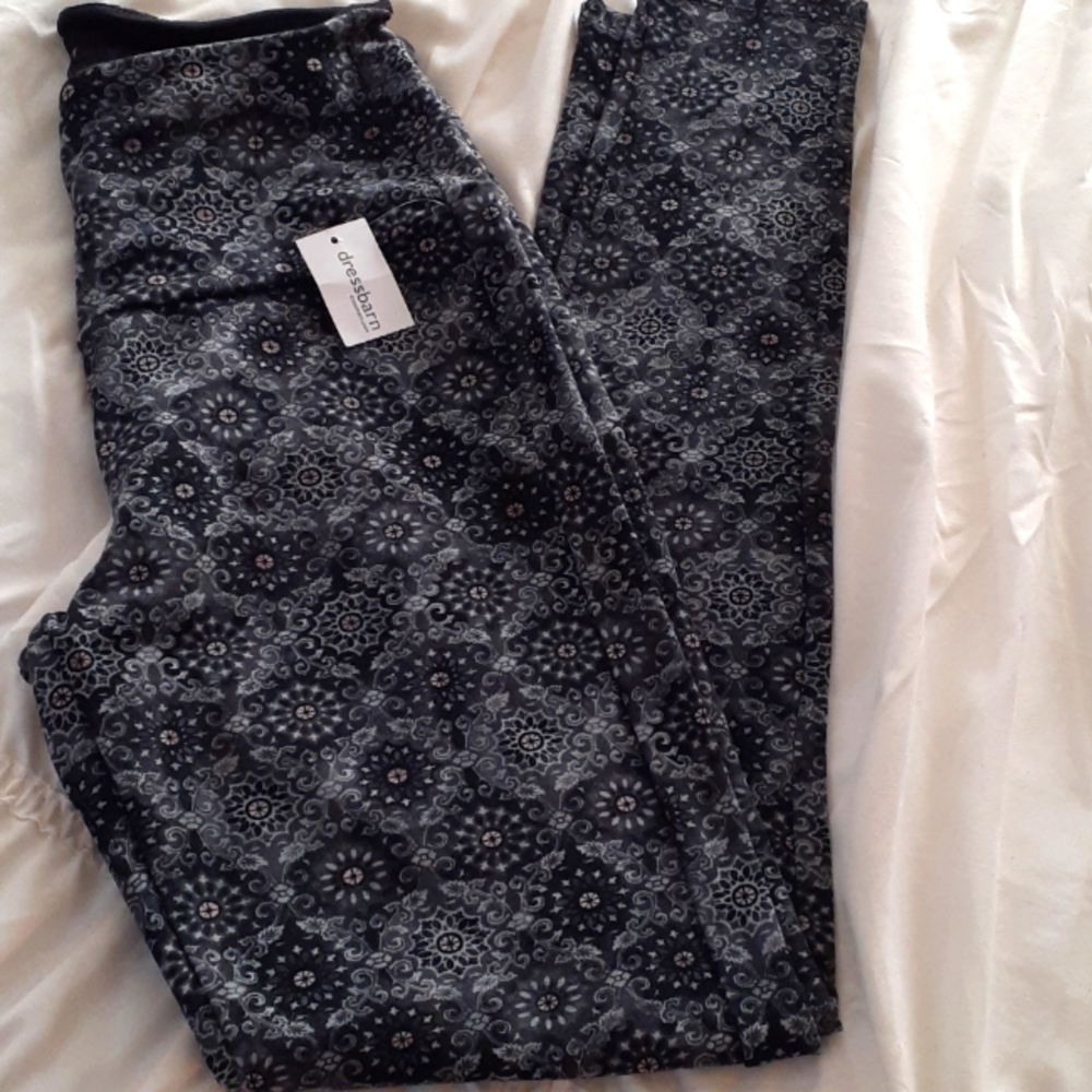 Dressbarn Leggings Size Small